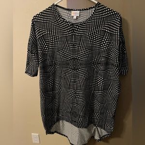 Lularoe black and white check Irma XXS